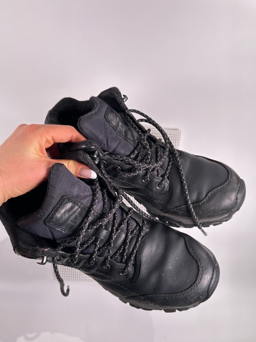 Merrell Black Leather Waterproof Hiking Boots l - Picture 5 of 12